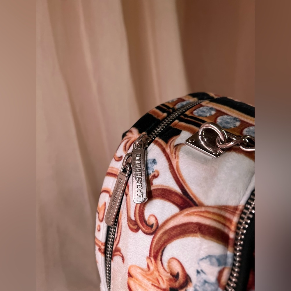 Sprayground Palace of Sharks Diamonds Savage Backpack.Limited EDT HTF NWT - Picture 7 of 16